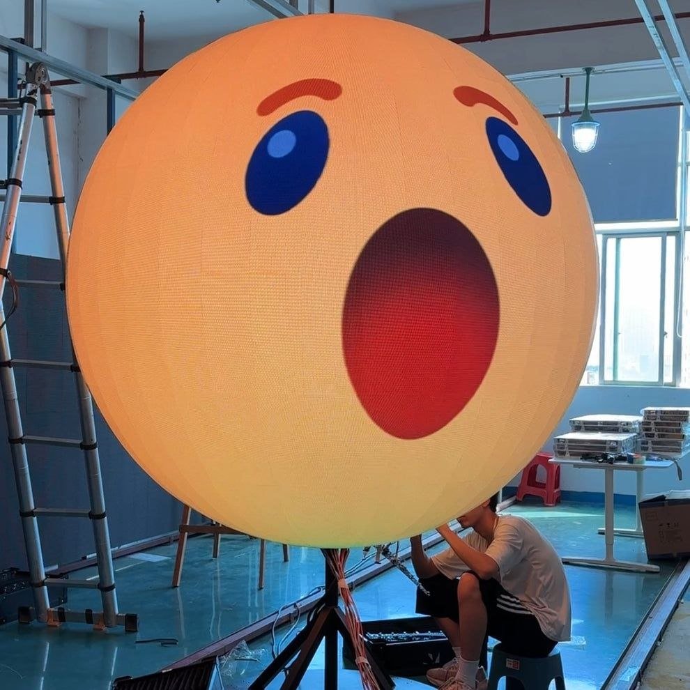 DLED – Outdoor Spherical LED Screen